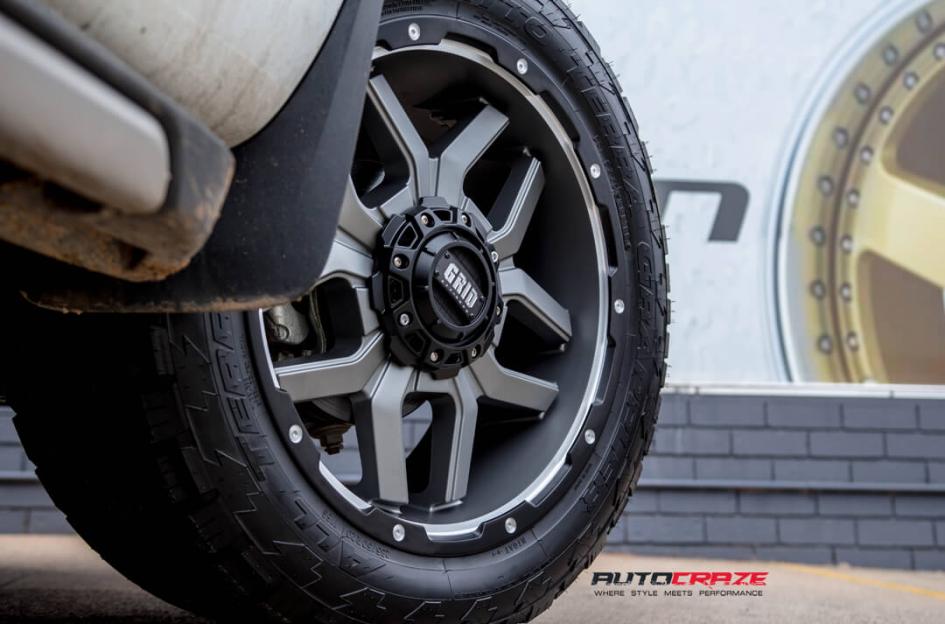 FORD RANGER GD07 MATTE ANTHRACITE MILLED WITH BLACK LIP