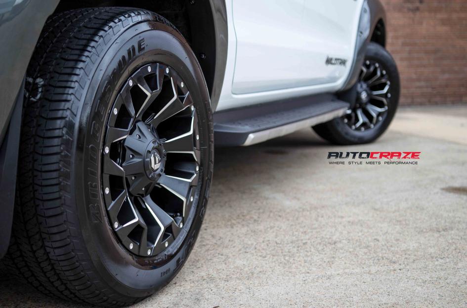 FORD RANGER ASSAULT GLOSS BLACK MILLED ACCENTS