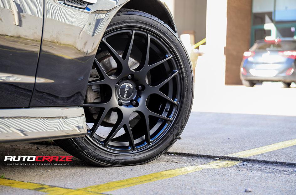 HOLDEN-COMMODORE-VE-UTE-RELOAD-SATIN-BLACK