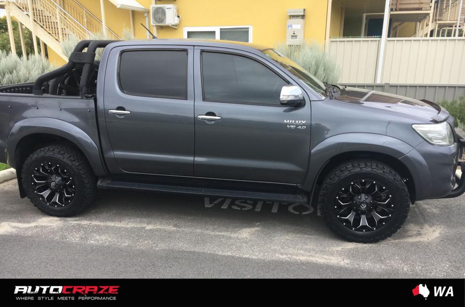 TOYOTA HILUX N70 4WD ASSAULT GLOSS BLACK MILLED ACCENTS