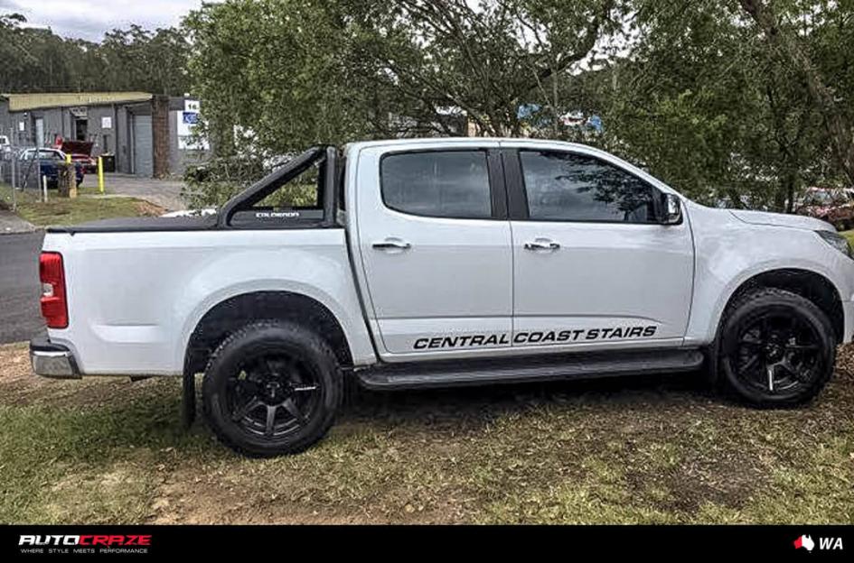 HOLDEN COLORADO AVALANCHE MATTE BLACK MILLED FONT