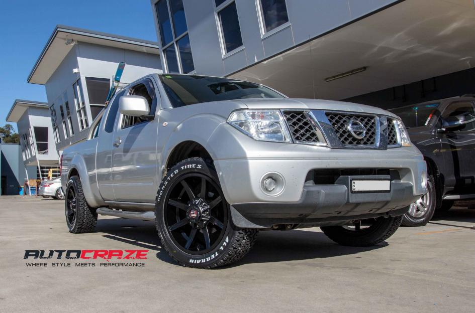 NISSAN NAVARA RAZORBACK FLAT BLACK