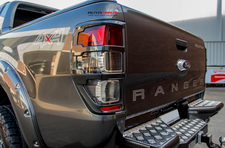 FORD RANGER GD01 GRAPHITE MILLED ACCENTS WITH CHROME INSERTS