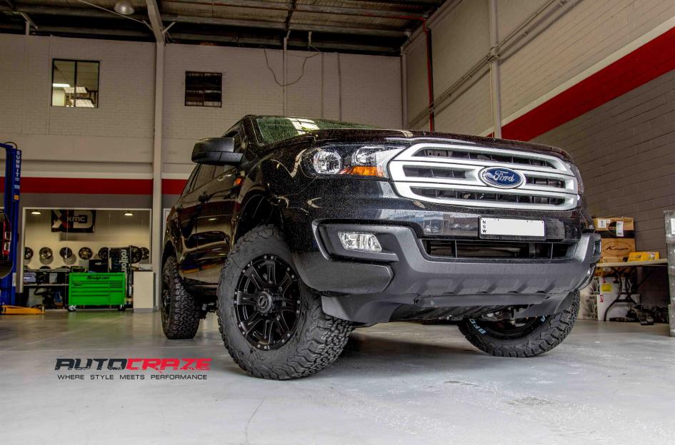 FORD EVEREST RAPTOR SATIN BLACK