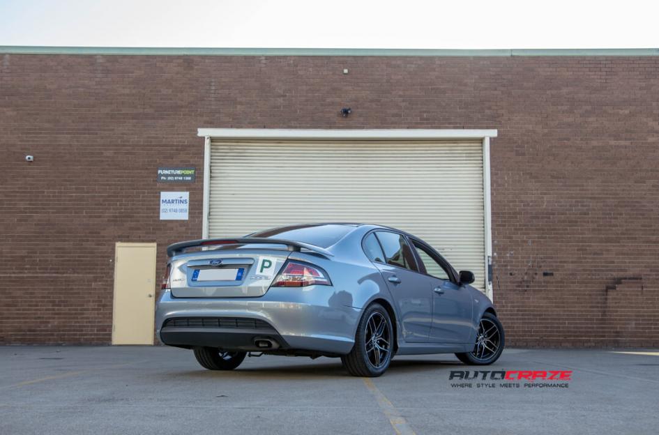 FORD FALCON JAGER BAYERN MATTE BLACK MACHINED