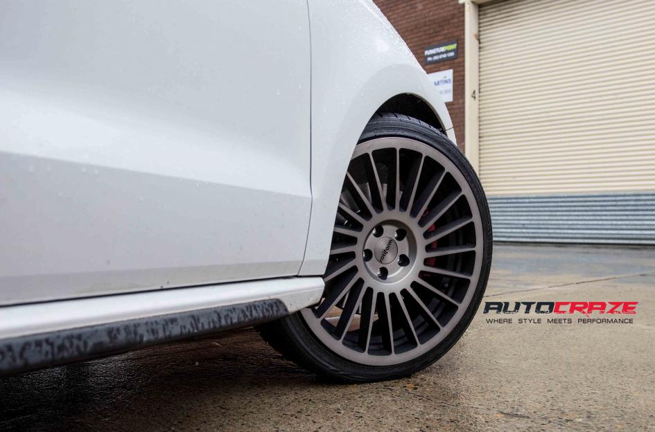 VOLKSWAGEN POLO IND T MATTE BLACK TINTED FACE