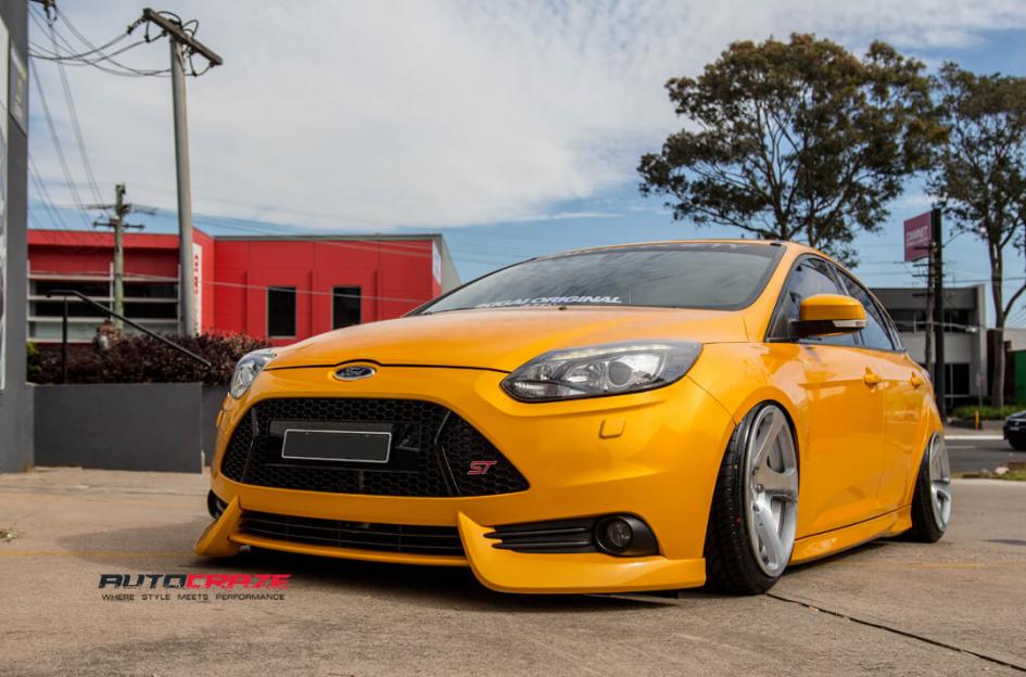 FORD FOCUS  5 STUD  TMB SILVER MACHINED FACE