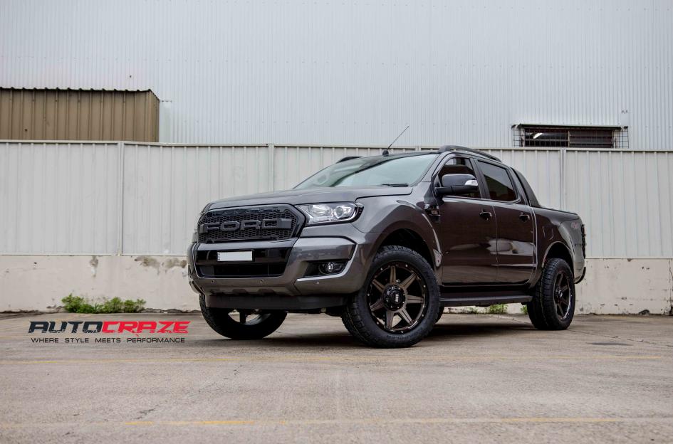 FORD RANGER GD06 MATTE BLACK MACHINED FACE WITH DARK MATTE TINT