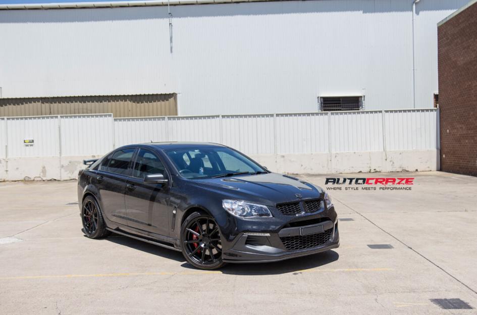 HOLDEN-COMMODORE-SF04-MATTE-BLACK