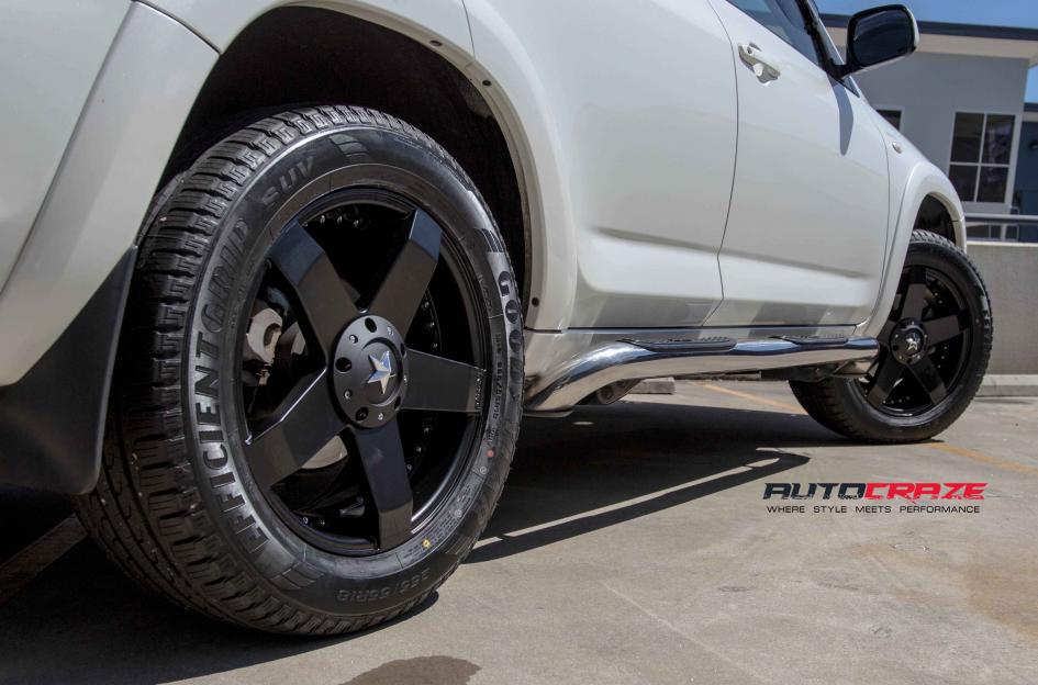 TOYOTA-RAV4-ROCKSTAR-775-MATTE-BLACK