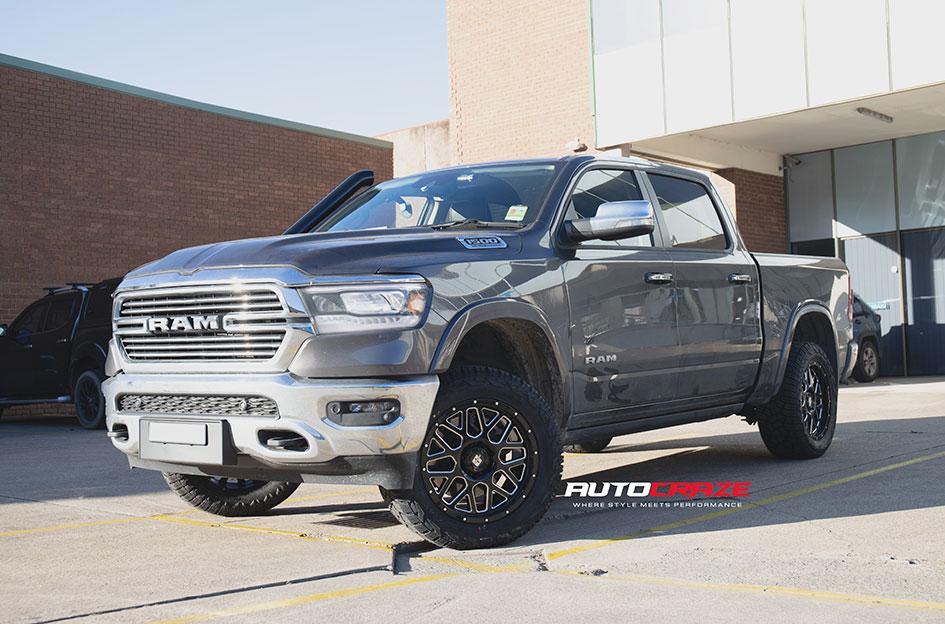 DODGE-RAM-VEGAS-GLOSS-BLACK-MILLED