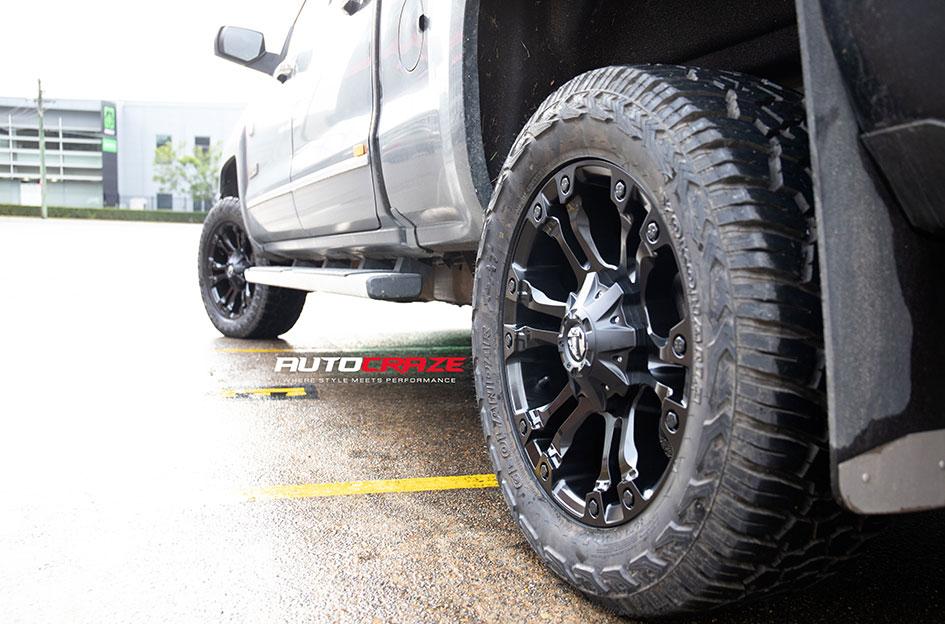 DODGE-RAM-VAPOR-MATTE-BLACK