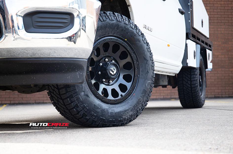 DODGE-RAM-VECTOR-MATTE-BLACK
