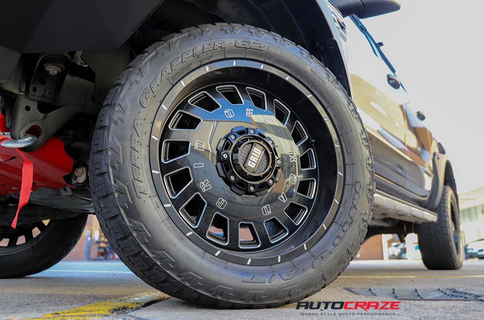 FORD RANGER RAPTOR GD03 GLOSS BLACK MILLED ACCENTS