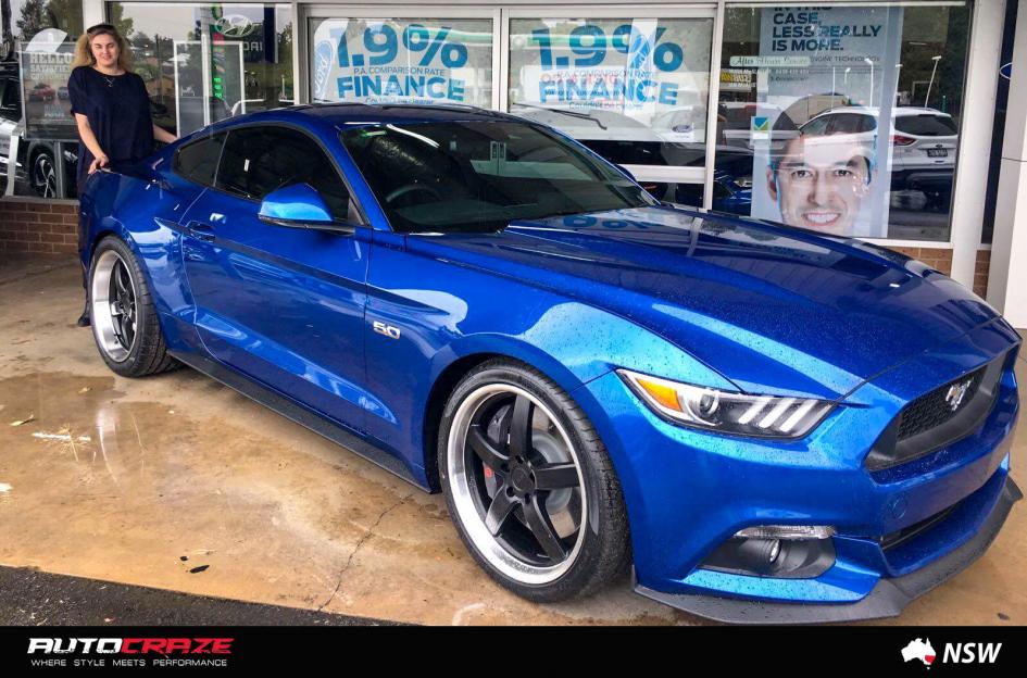 FORD MUSTANG PANTANO MATTE BLACK
