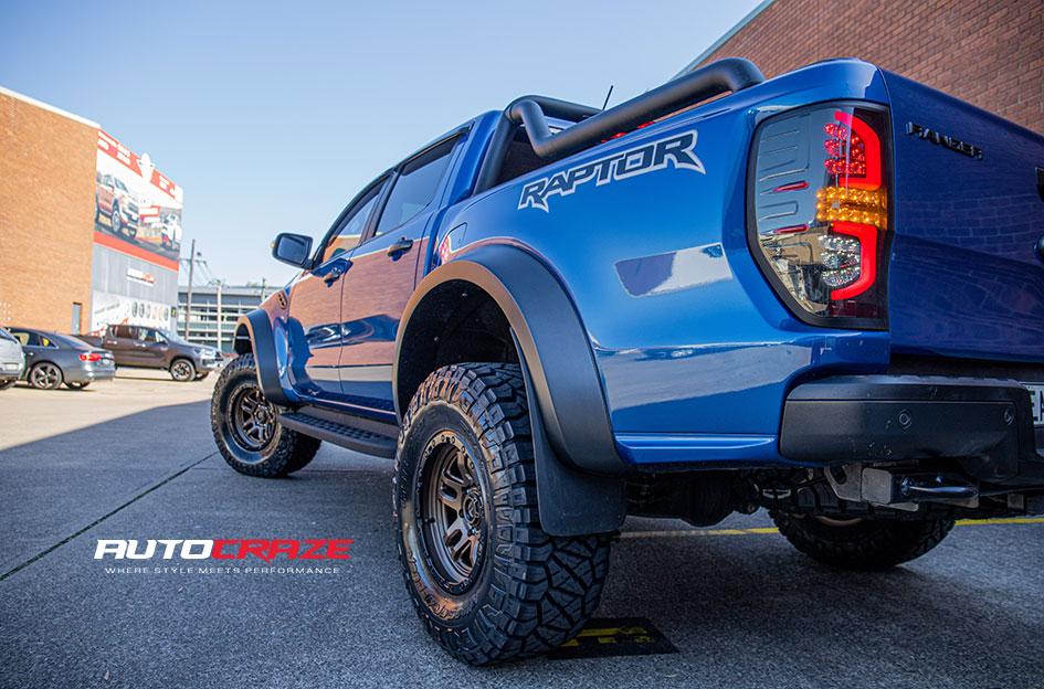 FORD RANGER RAPTOR AMMO BRONZE W BLACKLIP