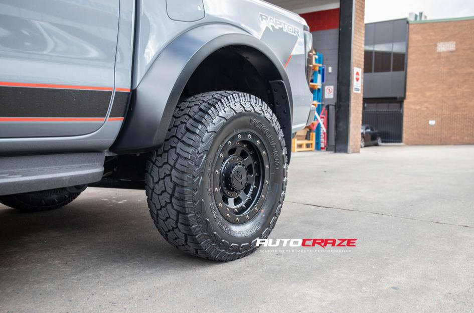 FORD RANGER RAPTOR CHASE SATIN BLACK