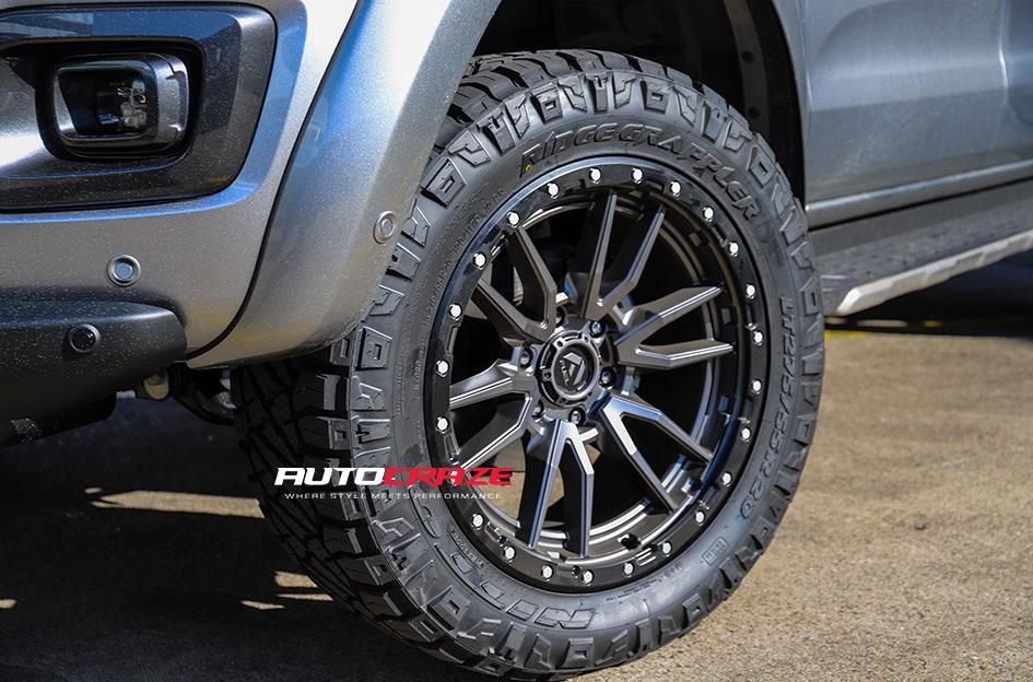 FORD RANGER REBEL ANTHRACITE CENTER W BLACK LIP