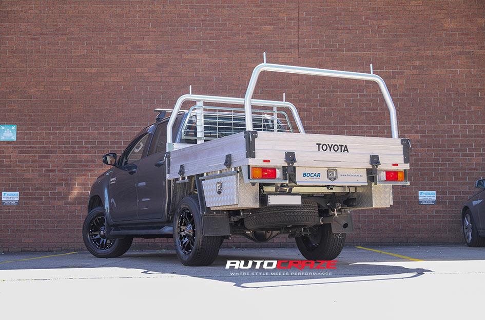 TOYOTA HILUX N80 4WD CLIFF MATTE BLACK 