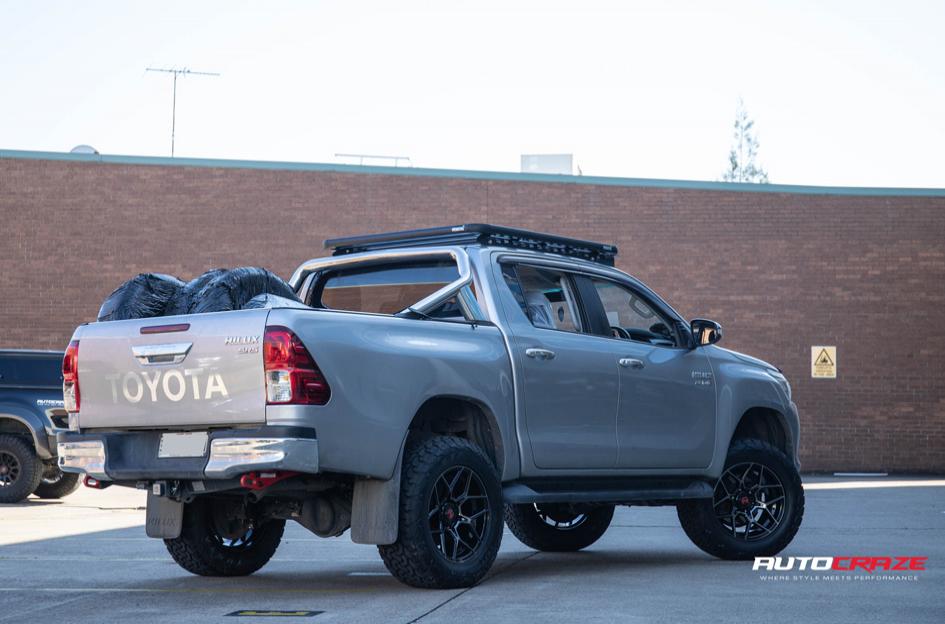 TOYOTA HILUX N80 4WD NOMAD VICTIM MATTE BLACK