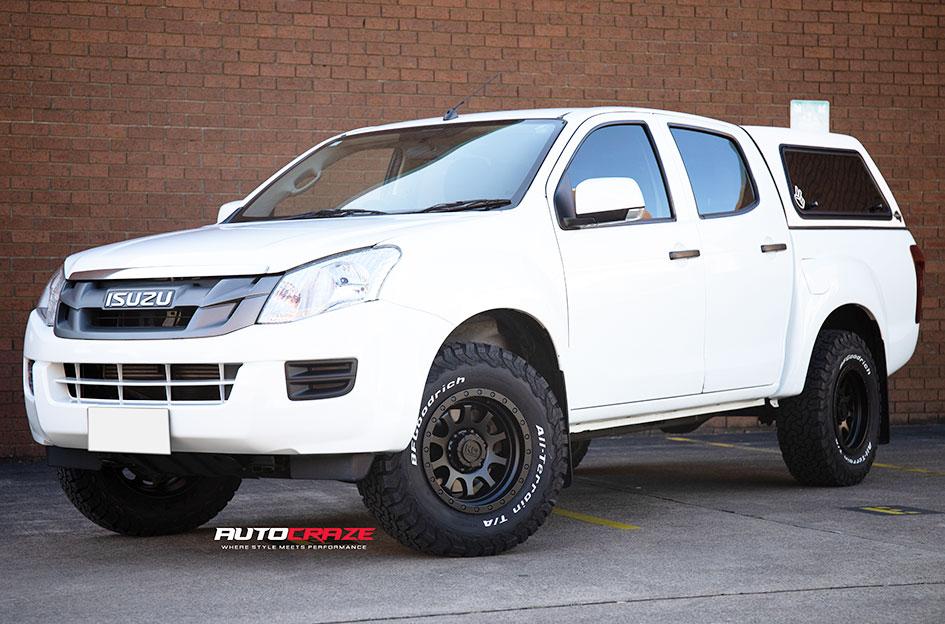 ISUZU DMAX HURRICANE SATIN BLACK