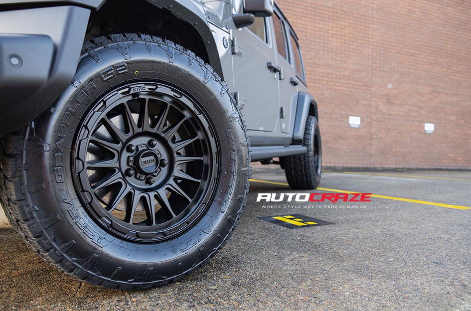 JEEP WRANGLER KM542 IMPACT SATIN BLACK