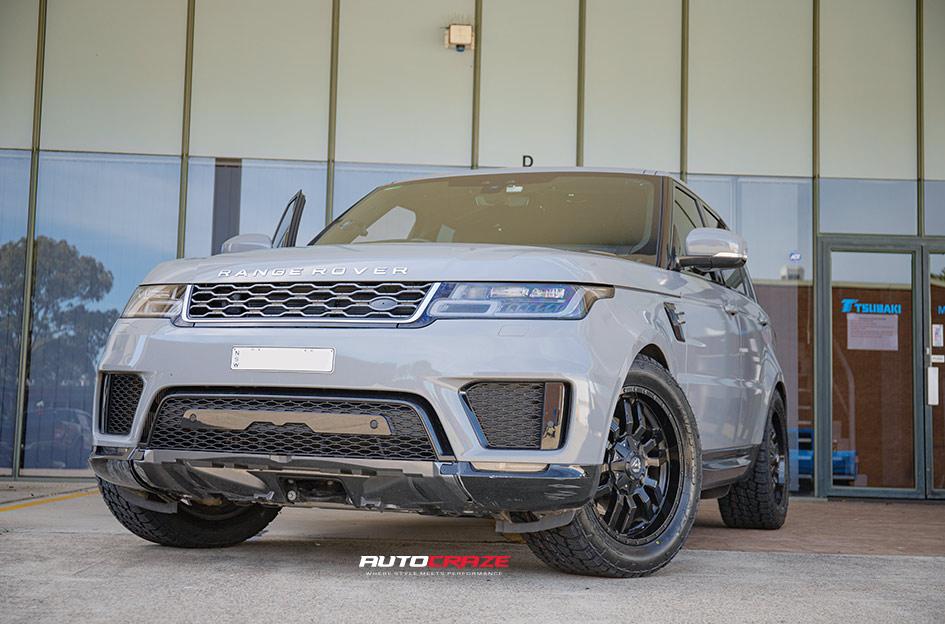 LAND-ROVER-RANGE-ROVER-SLEDGE-MATTE-BLACK