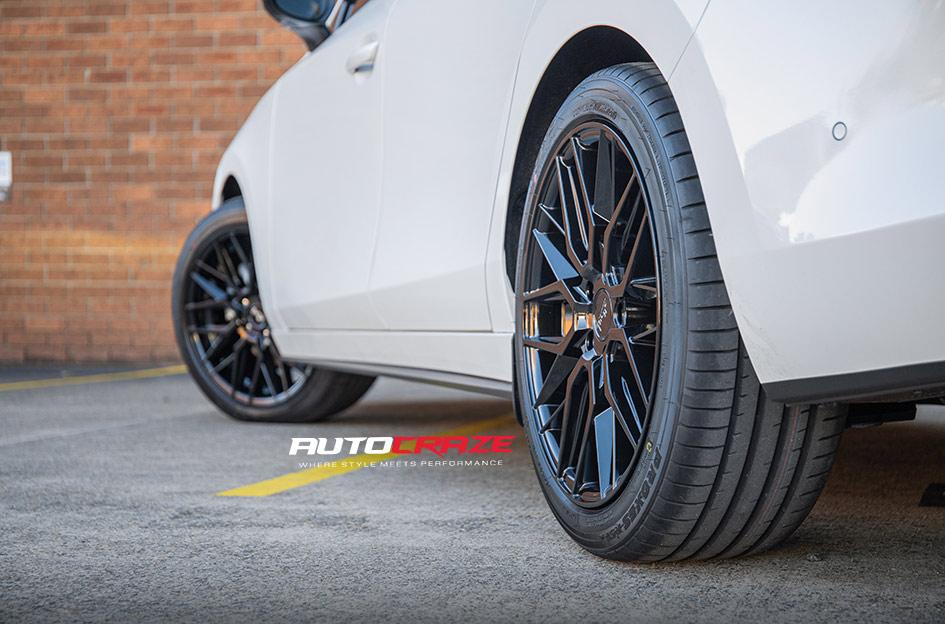 MAZDA-3-GAMMA-GLOSS-BLACK