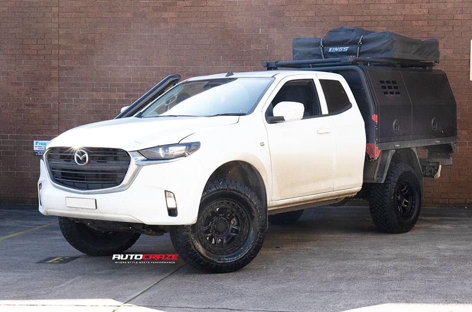 MAZDA BT 50 BERRETT SATIN BLACK