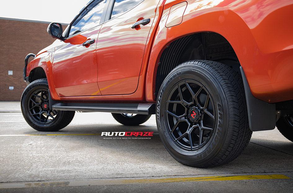 MITSUBISHI TRITON SABBATH MATTE BLACK