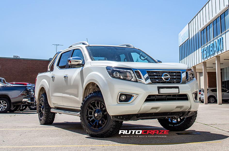NISSAN NAVARA FLORIDA MATT BLACK