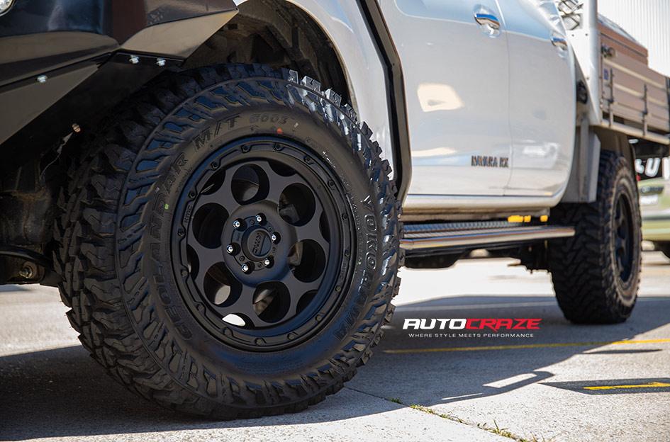NISSAN NAVARA DIRTY HARRY TEXTURED BLACK