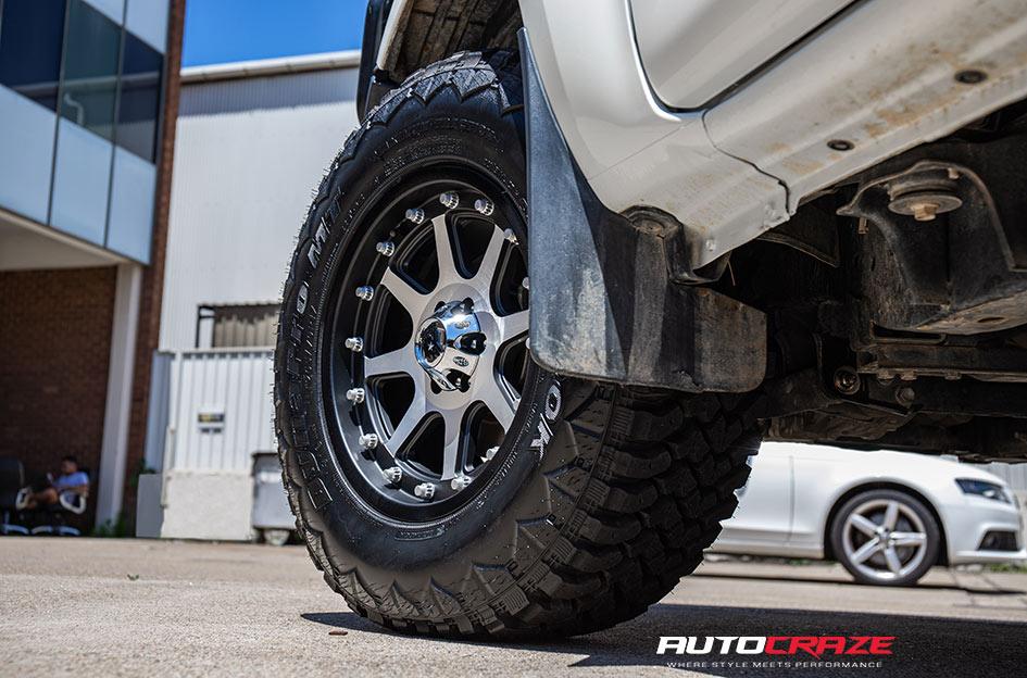 NISSAN NAVARA ADDICT MATTE BLACK MACHINED FACE
