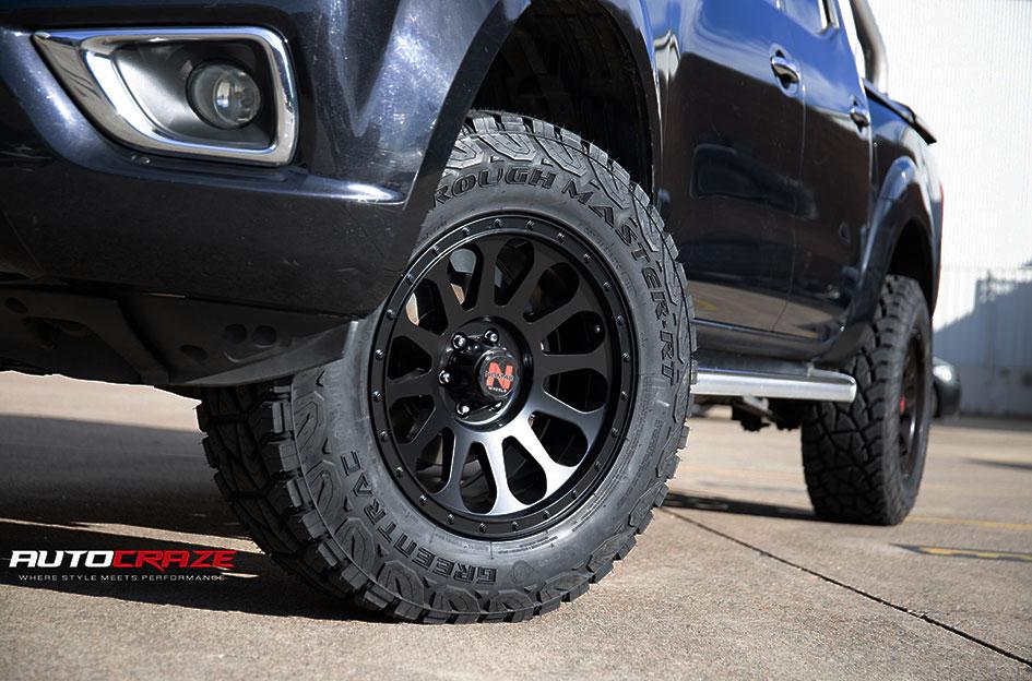 NISSAN-NAVARA-VICTIM-MATTE-BLACK