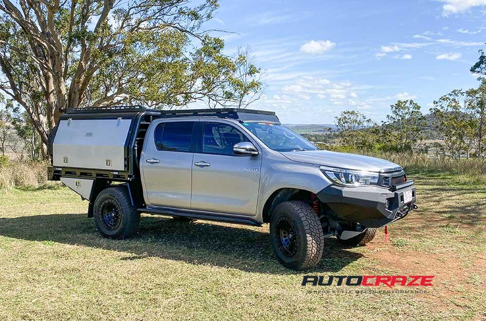 TOYOTA HILUX N80 4WD ZEPHYR MATTE BLACK