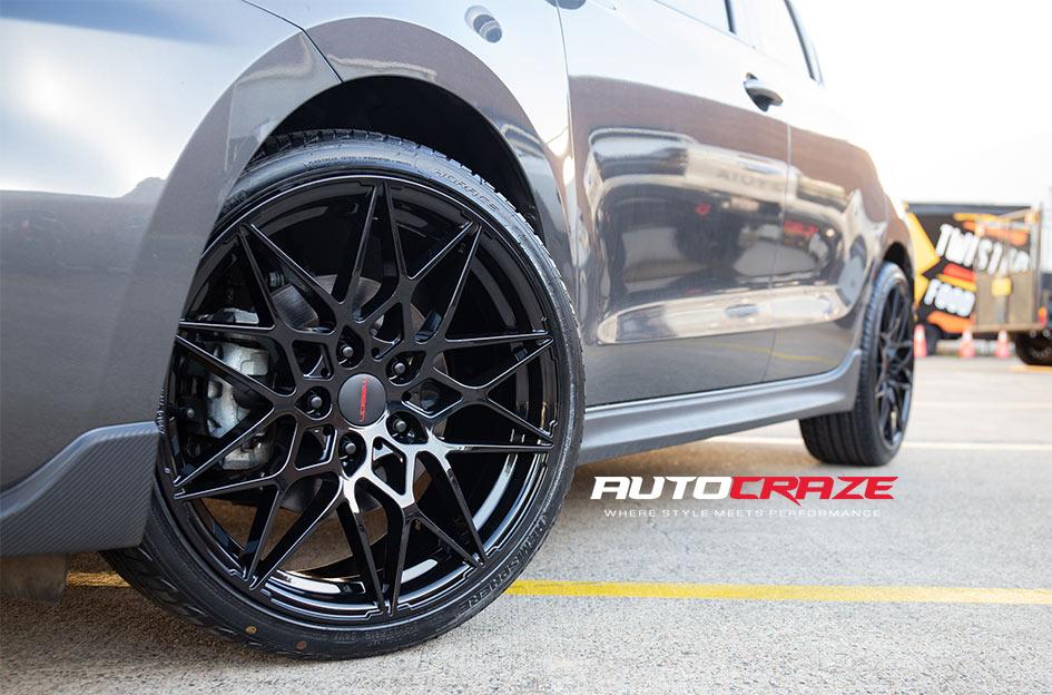 SUZUKI SWIFT ZR1 GLOSS BLACK