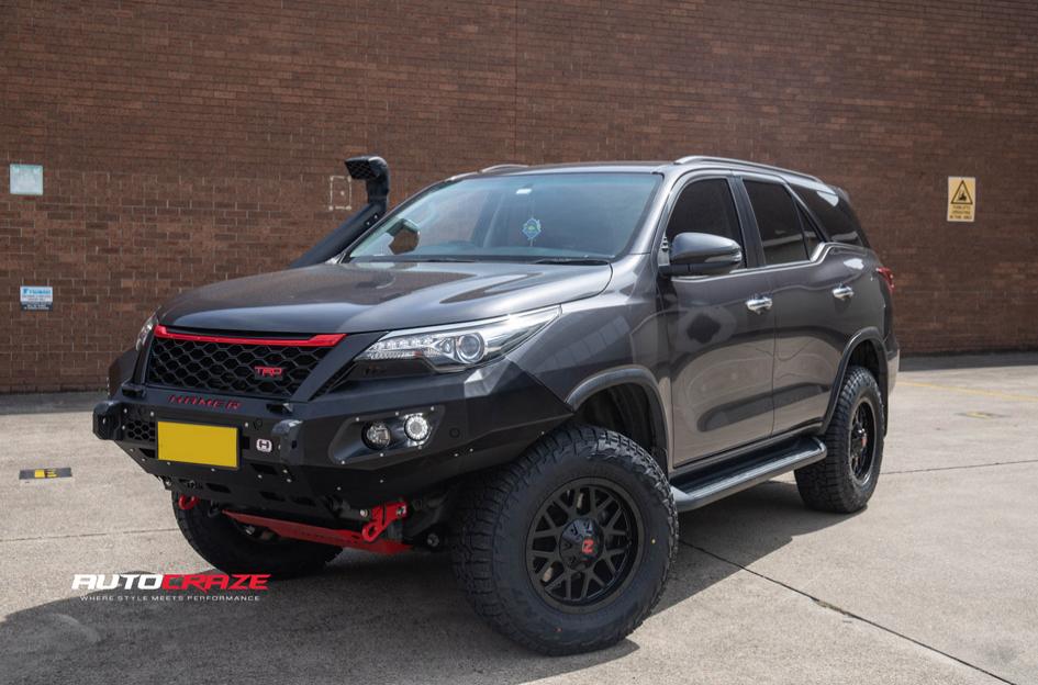 TOYOTA FORTUNER JUDGE MATTE BLACK