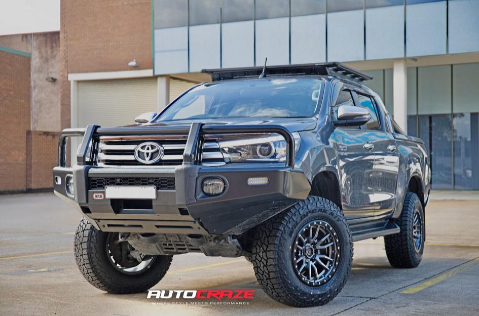 TOYOTA HILUX N80 4WD REBEL MATTE BLACK