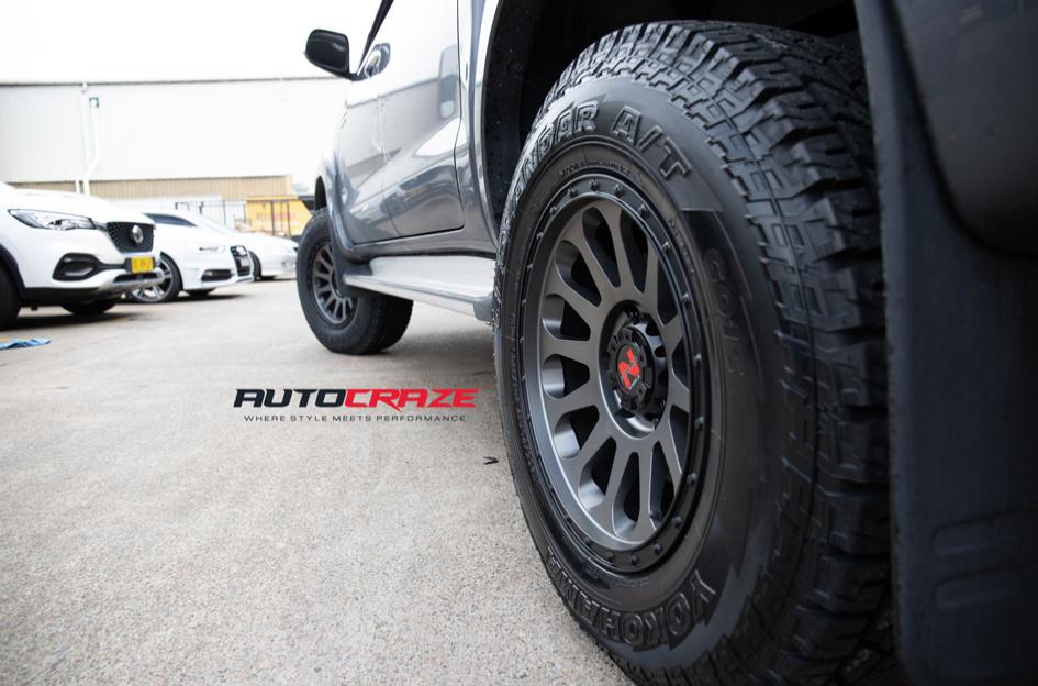 TOYOTA HILUX 4WD VICTIM GUNMETAL BLACK RING