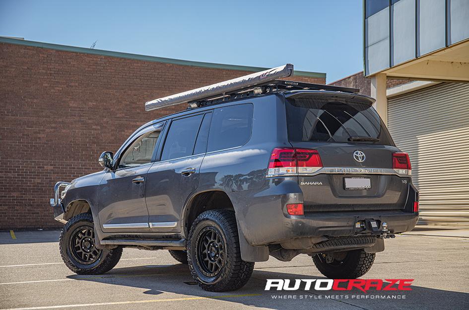 TOYOTA LANDCRUISER MESA KM544 SATIN BLACK GREY TINT