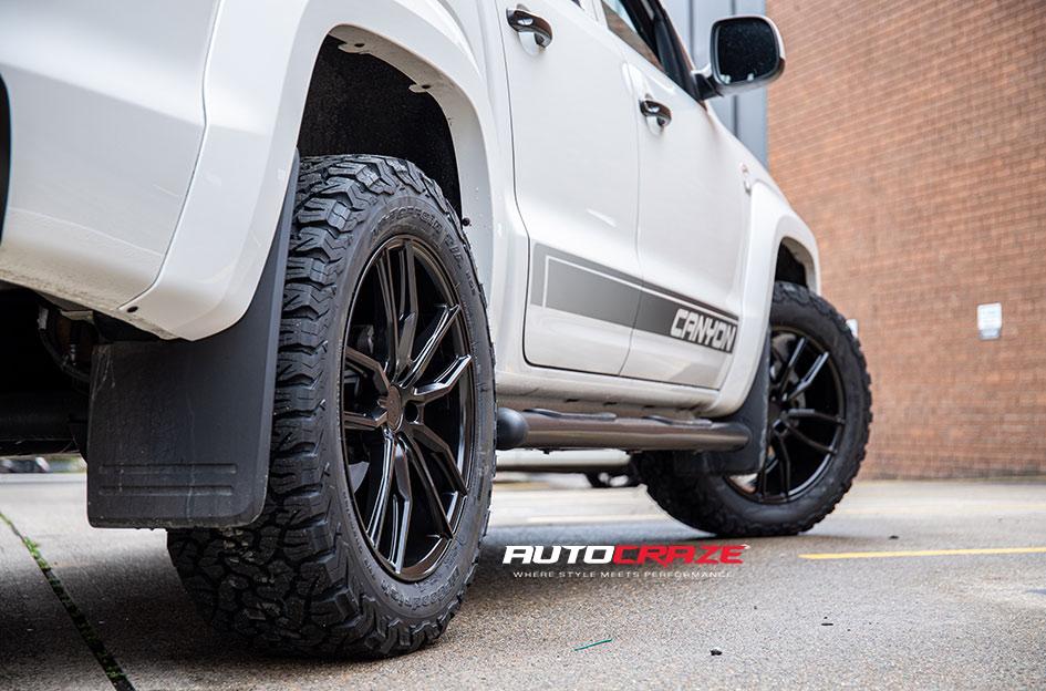 VOLKSWAGEN AMAROK SF11 SATIN BLACK