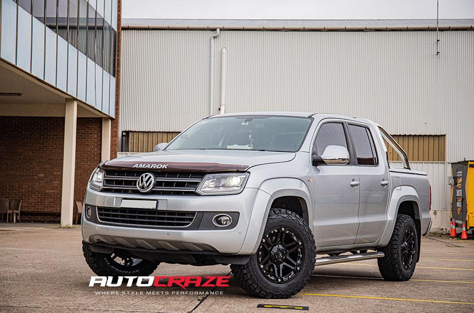 VOLKSWAGEN AMAROK T01 SATIN BLACK WITH CHROME INSERTS