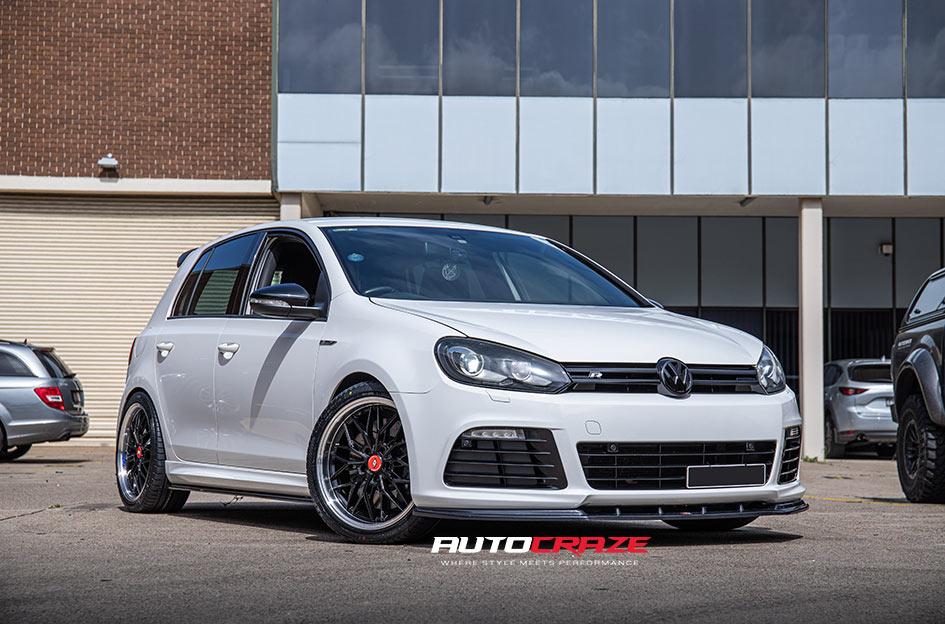 VOLKSWAGEN GOLF KIKI5588 BLACK POLISHED LIP