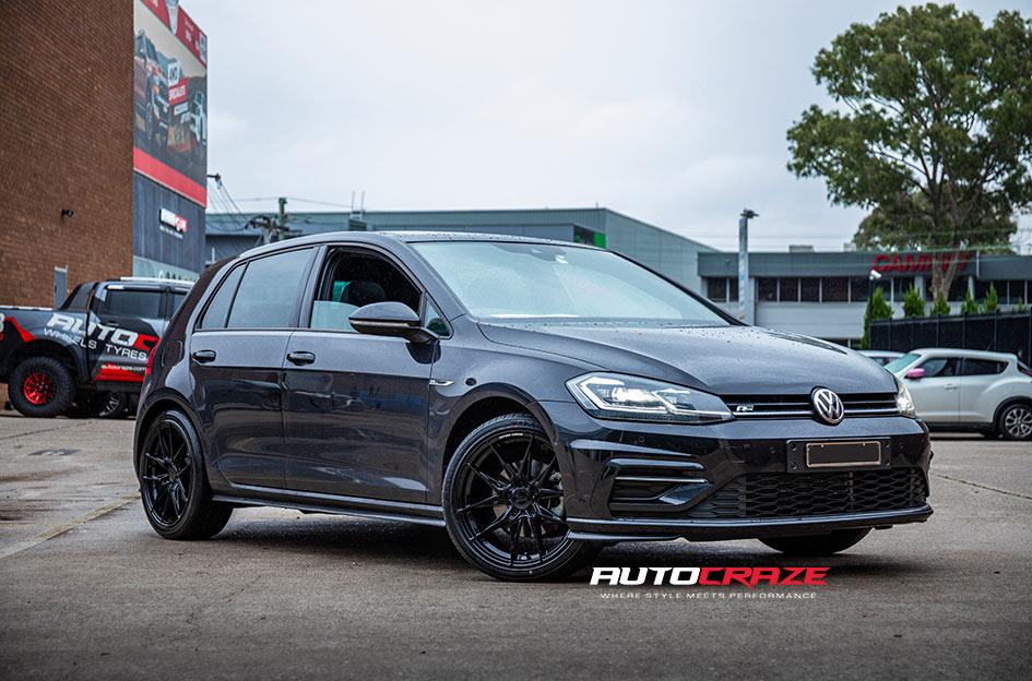 VOLKSWAGEN-GOLF-TOXIN-GLOSS-BLACK
