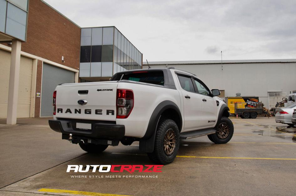 FORD RANGER REBEL MATTE BRONZE BLACK LIP