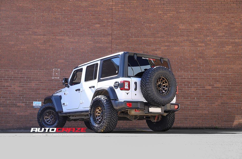 JEEP WRANGLER COVERT BRONZE BLACK LIP