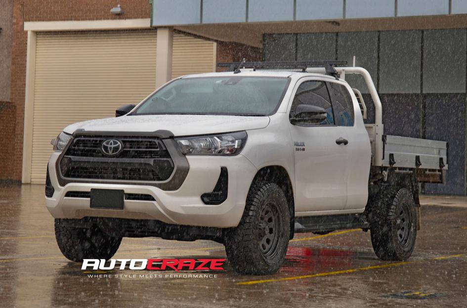 TOYOTA HILUX N80 4WD D LOCKER BLACK