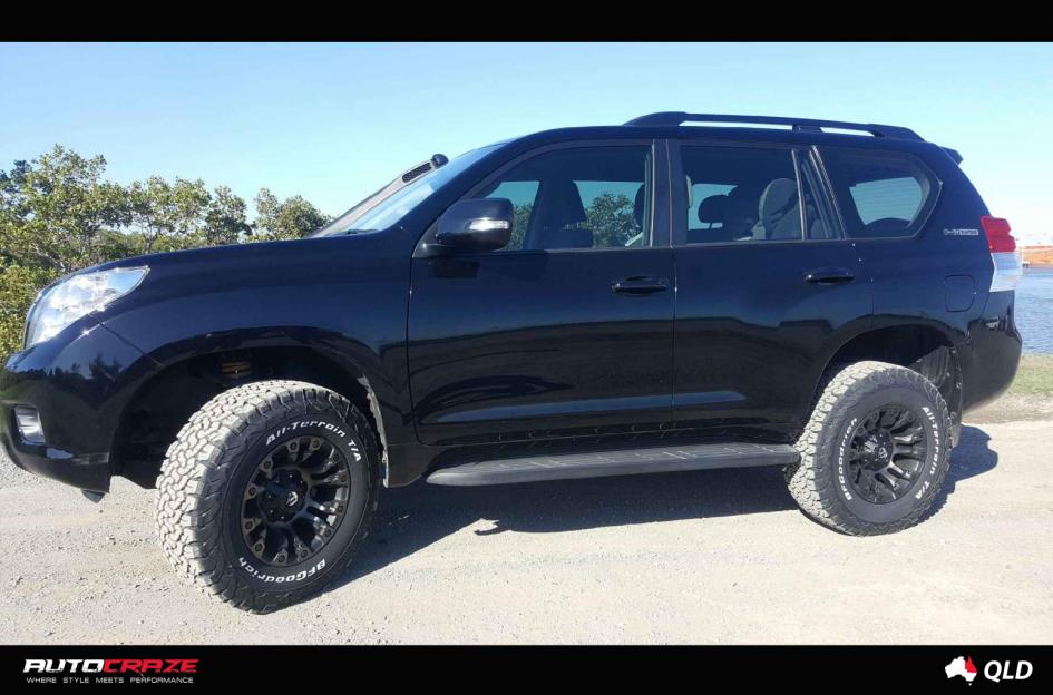 TOYOTA LANDCRUSIER VAPOR BLACK MACHINED WITH DARK TINT