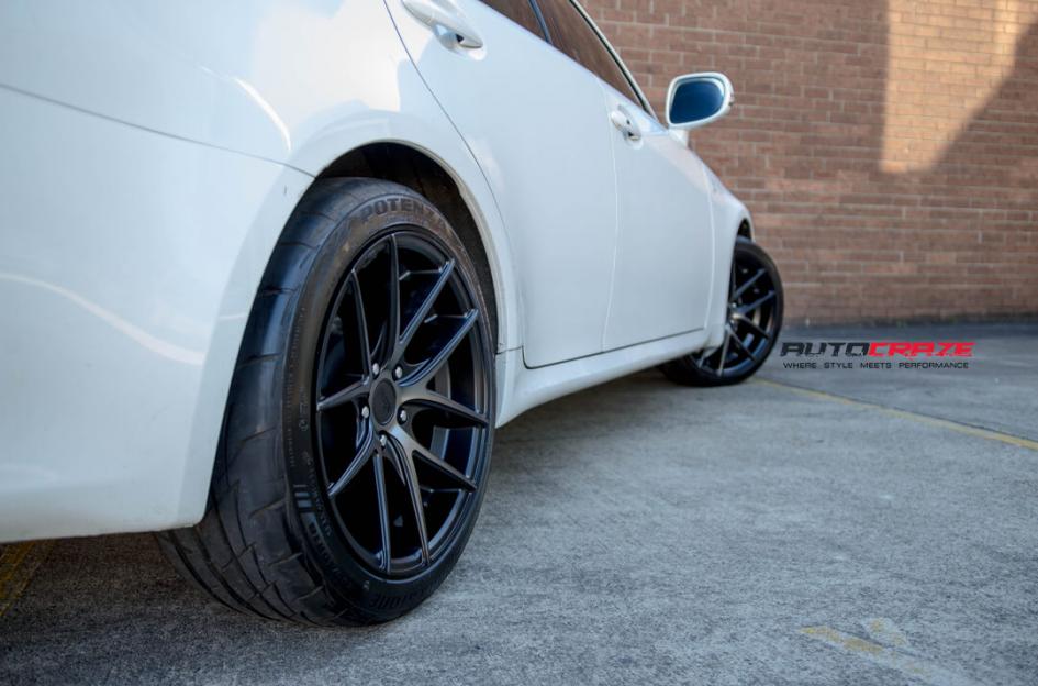 LEXUS-IS250-TARGA-BLACK---MACHINED-WITH-DOUBLE-DARK-TINT