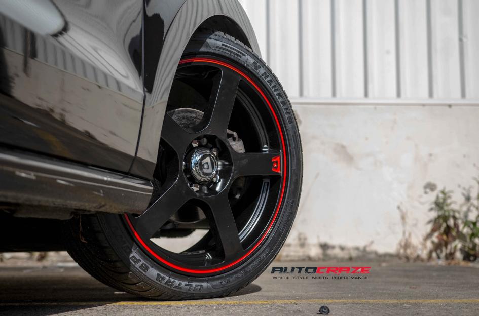 VOLKSWAGEN POLO MR116 MATTE BLACK RED EDGE